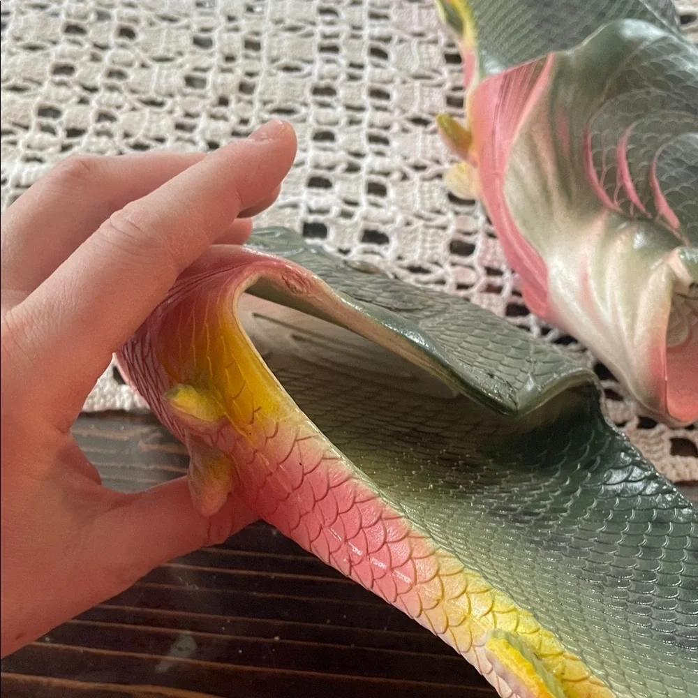 Bass fish sandals men’s size 11/12 unique awesome sandals